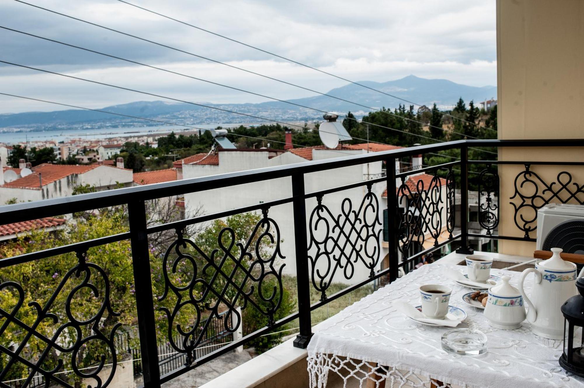 Sea View Flat Apartment Peraia  Bagian luar foto